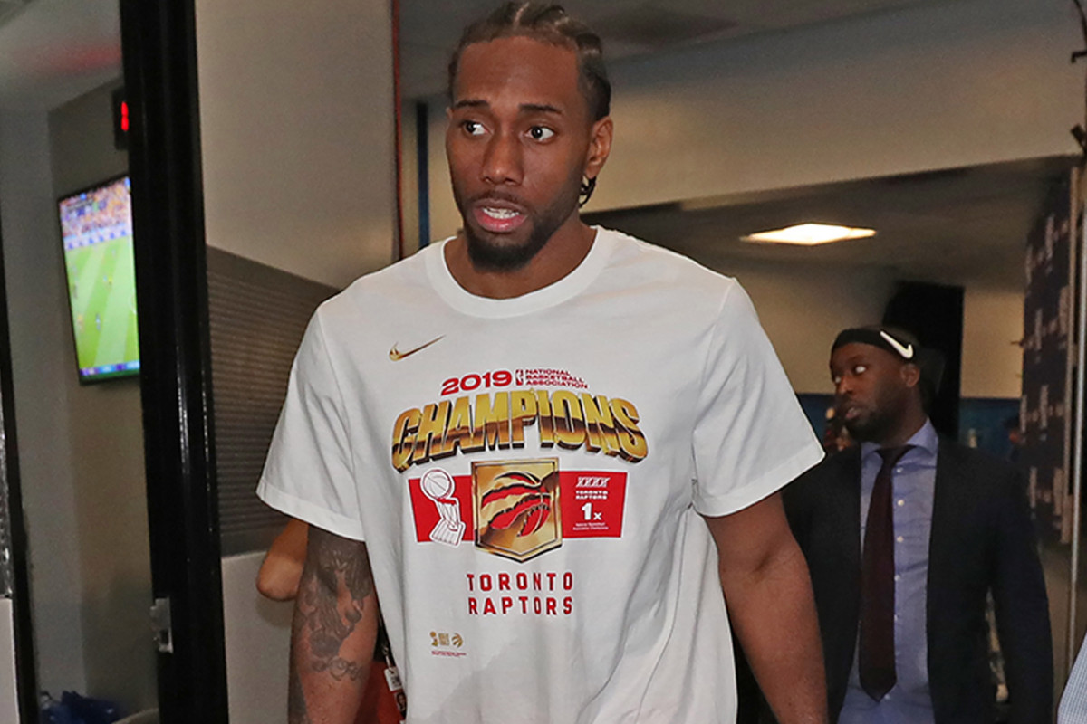 海登海姆2-1逆转弗赖堡，席默尔、迈因卡破门（海登海姆2比1上演逆转击败弗赖堡，席默尔与迈因卡建功）