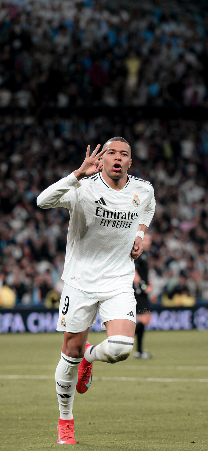 掘金约基奇豪取三双助球队连胜（约基奇砍三双，掘金豪取连胜）