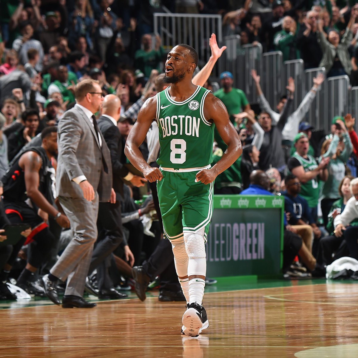 记者：罗马评估迪巴拉续约，任何报价都会远低于现有800万年薪（记者：罗马正评估与迪巴拉续约，报价或显著低于其现有800万年薪）