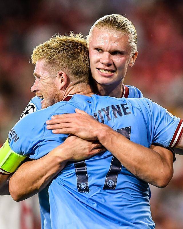 德甲60年头一遭！中国乒乓名将登传奇封面，王励勤都要偷师（德甲60年首见！中国乒坛名将亮相传奇封面，连王励勤也来取经）