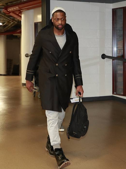 热议成都平神户：虽有遗憾但值得尊重，给中超挣脸没得黑（成都战平神户引热议：有憾但可敬，为中超长脸）